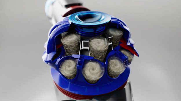 Aspirateur balai sans fil Dyson V10 Konical avec station Auto-Empty Dok, vue 3