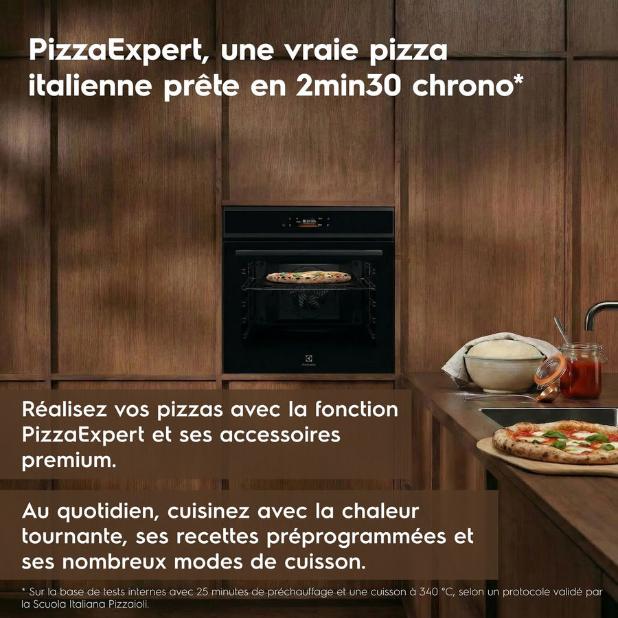 Four encastrable pyrolyse Electrolux EOX8P38WH noir, porte en verre, vue 2
