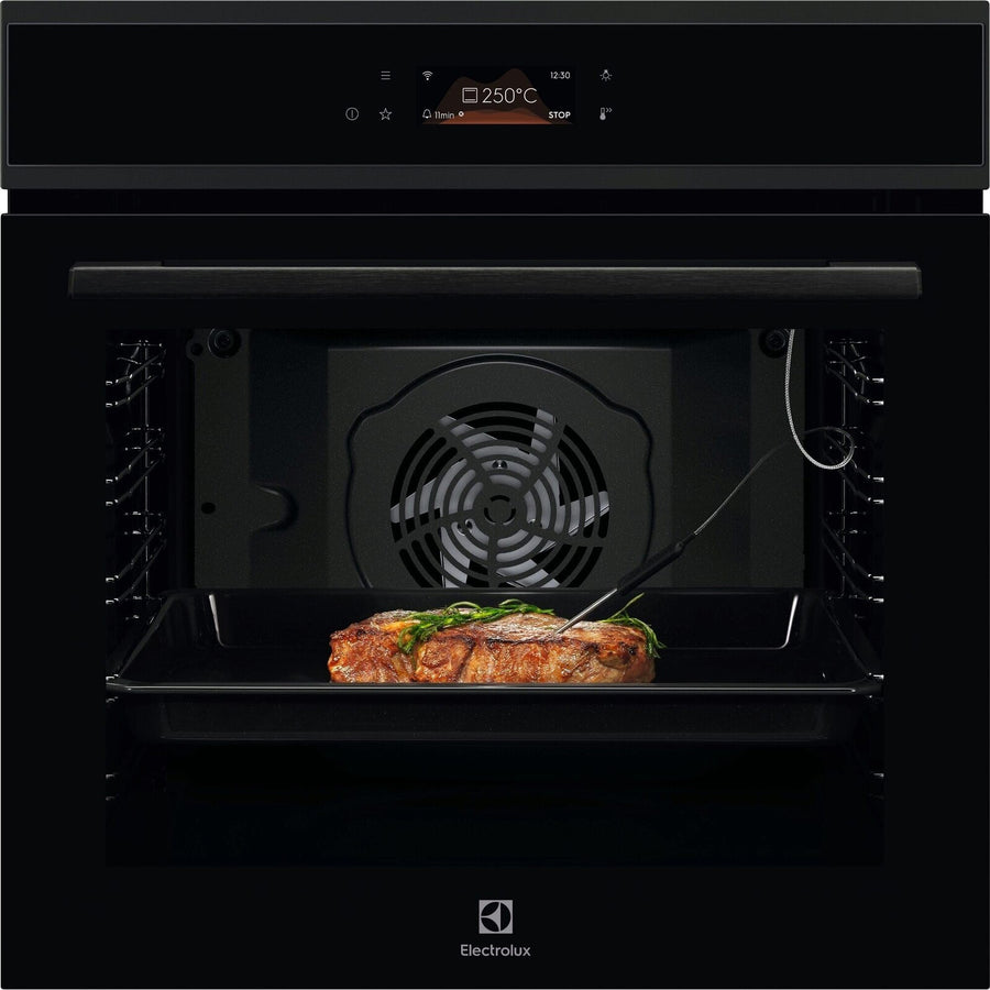 Four encastrable pyrolyse Electrolux EOE8P19WH avec affichage tactile, 72 L